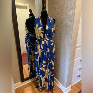 Halter Maxi Dress with sash ~ size XL~ Brand new!